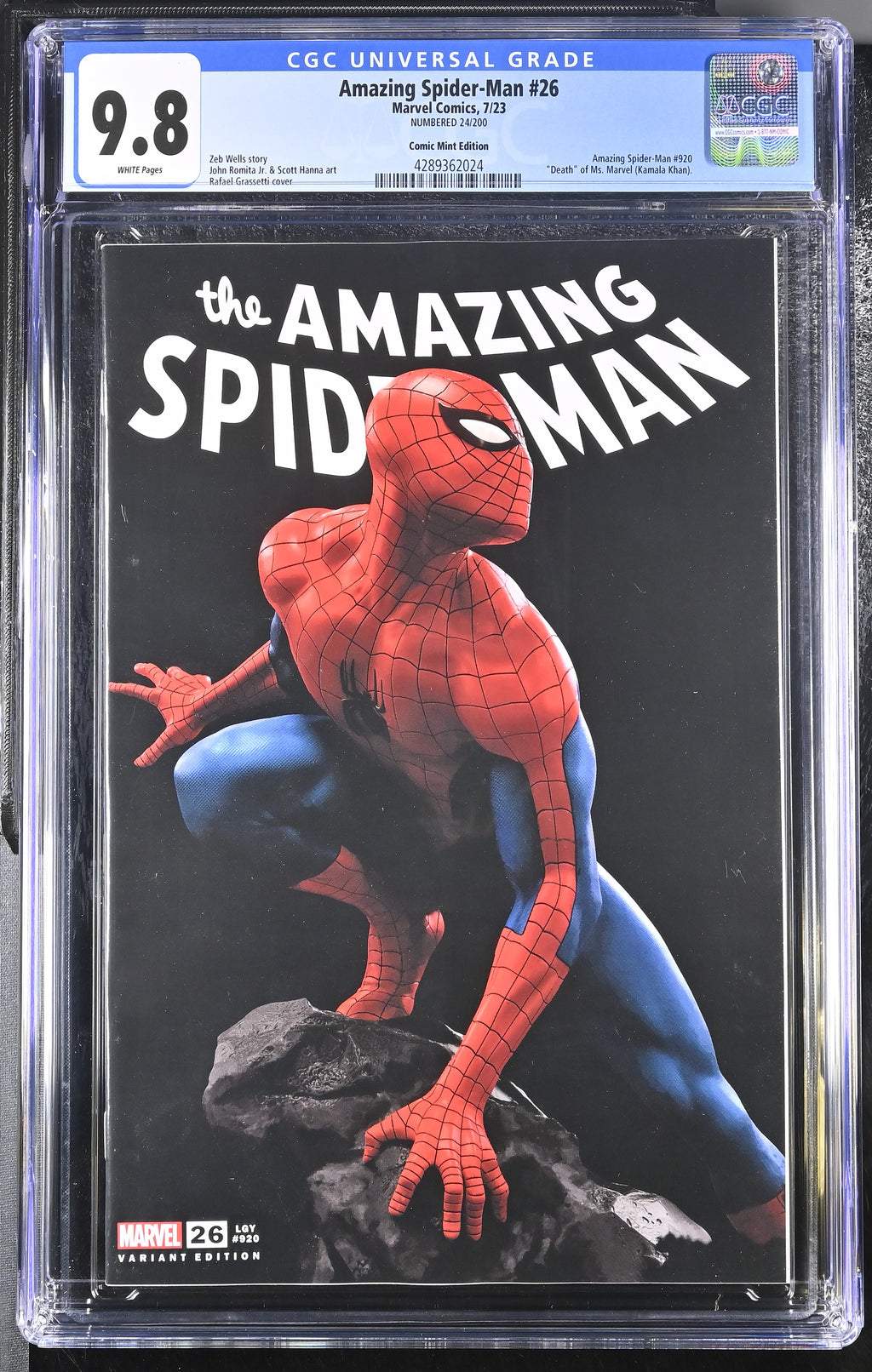 AMAZING SPIDER-MAN #26 TCM RAFAEL GRASSETTI ULTIMATE EDITION CGC