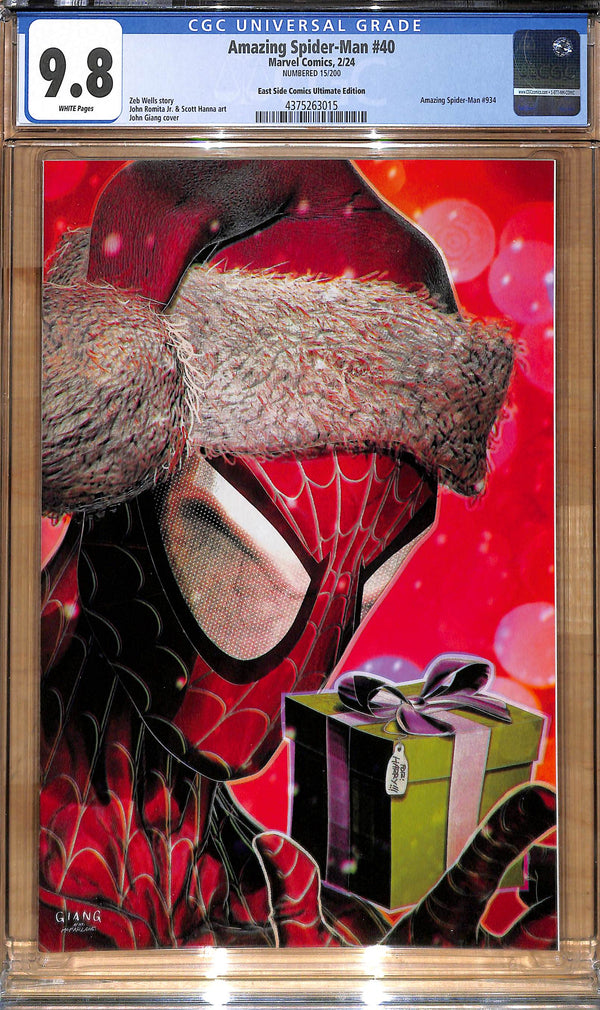 AMAZING SPIDER-MAN #40 JOHN GIANG ULTIMATE EDITION (LIMITED TO 200) CGC 9.8