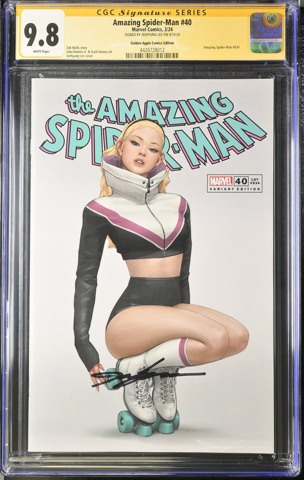 AMAZING SPIDER-MAN #40 VARIANT SIGNED BY JEEHYUNG LEE CGC 9.8